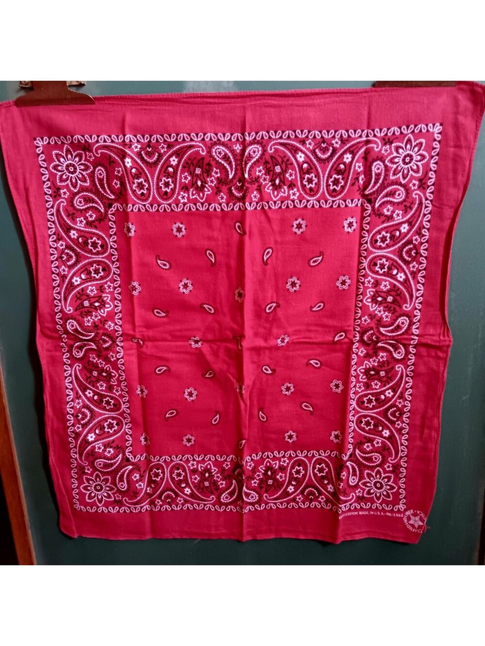 Vintage Red Paisley Bandana 100% Cotton USA-Made Handkerchief 20x21"Hanky
